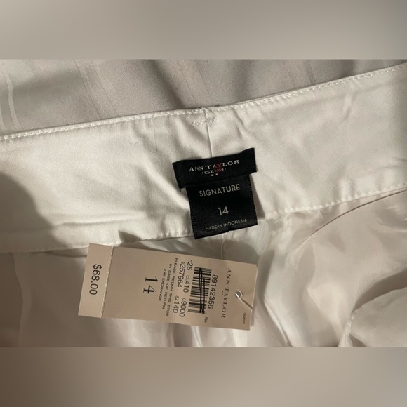 ANN TAYLOR Signature Sz-14 Ivory/Cream Capri Pants New with tags - Picture 5 of 7